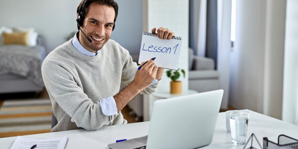 Revolutionizing Education in Dubai: Unlocking the Power of Online Tutors in KSA