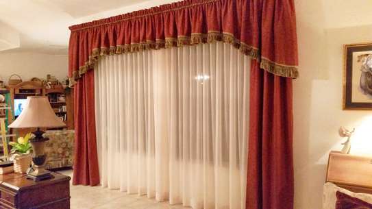 7 Benefits of Hiring Professionals for Curtain Installation Service
