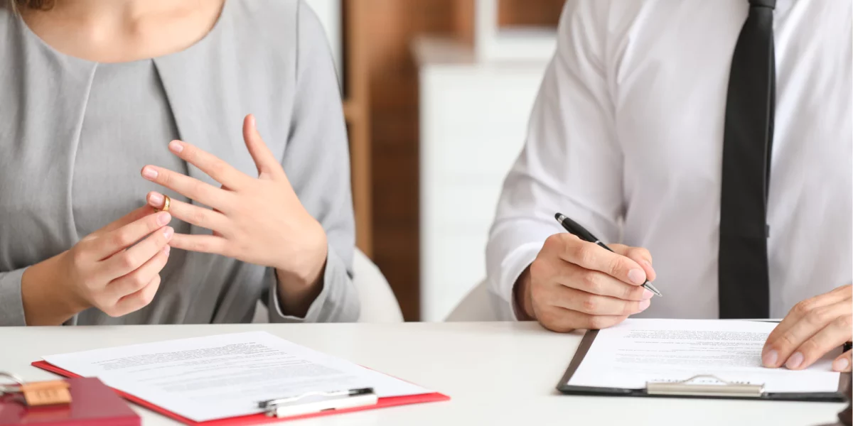 5 Tips to Choose the Best Female Divorce Lawyer