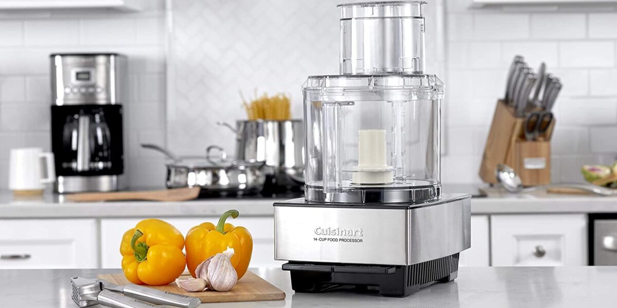A Guide to Choosing the Perfect Food Processor for Your Culinary Needs in Qatar