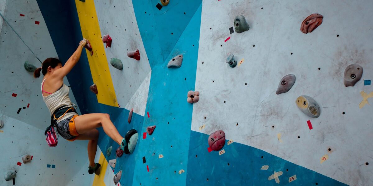 How to Use a Hangboard to Train for Rock Climbing