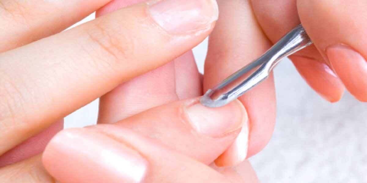 How to Take Care of Your Cuticles Like A Pro