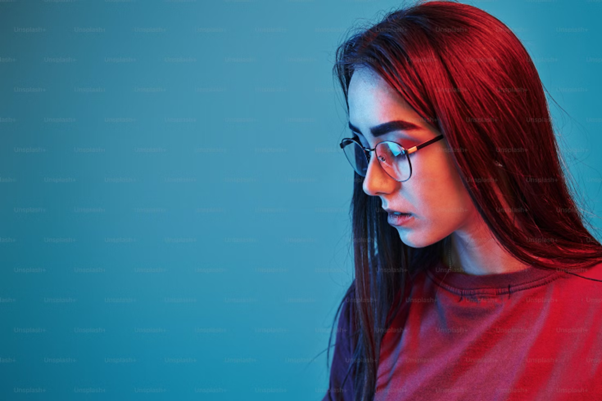 Digital Eye Strain Relief: The Benefits of Blue Light Blocking Lenses