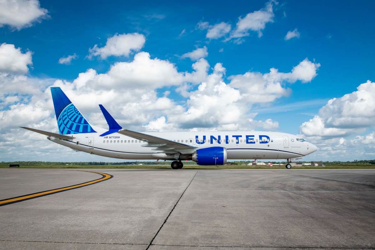 United Airlines Flight UA770 Emergency Diversion: Full Story & Insights